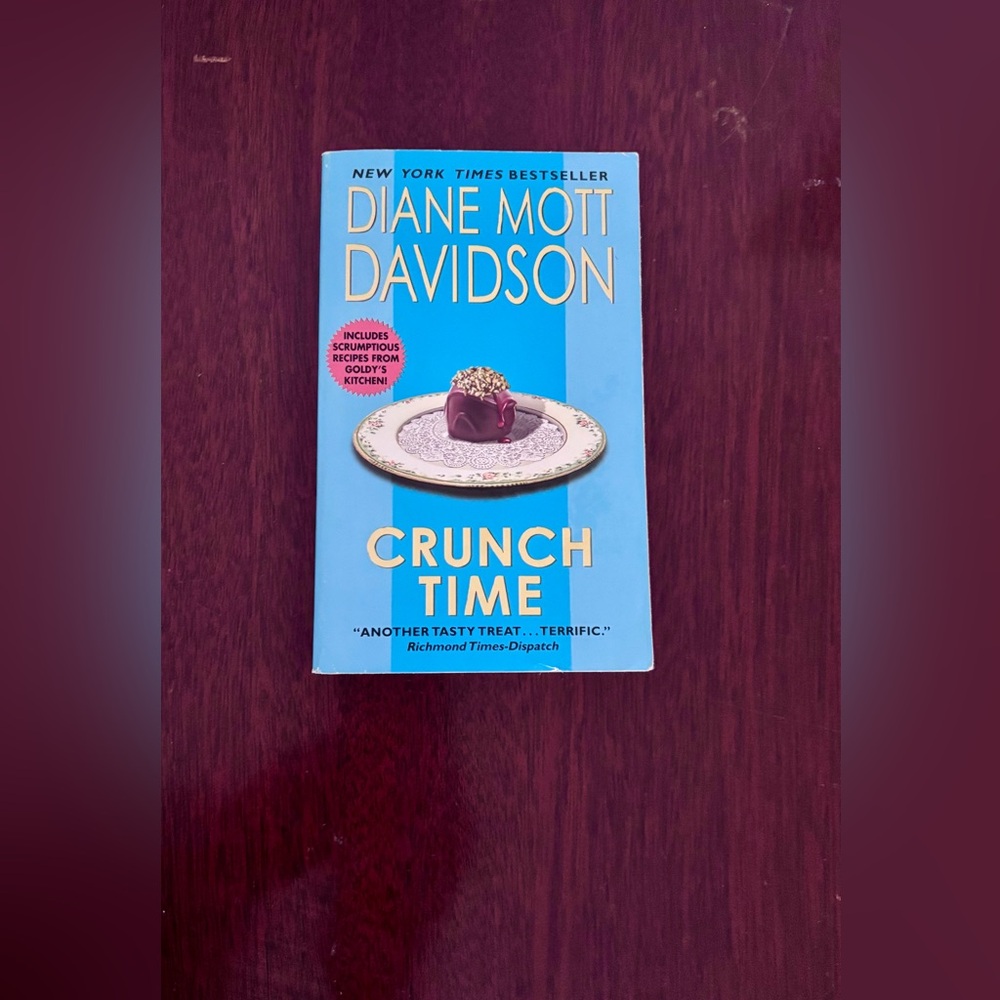 Diane Mott Davidson CRUNCH TIME Book